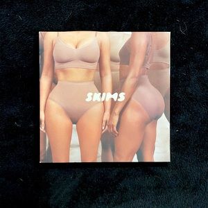 🚩SOLD🚩 NWT DISCONTINUED - Skims Bridal Collection Sculpting High-Waist Thong